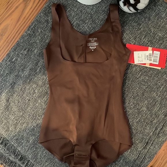 Shapewear Bodysuit - Picture 2 of 5